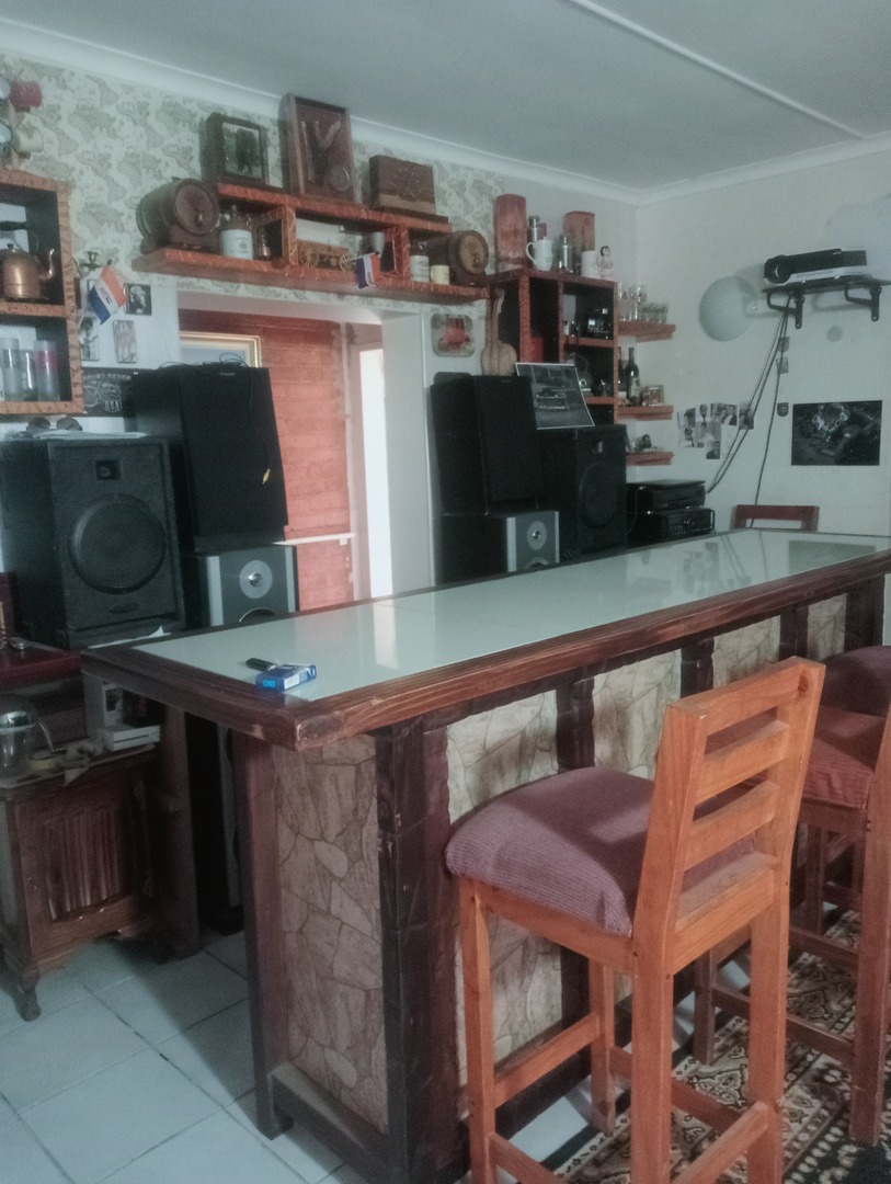 4 Bedroom Property for Sale in Petrusburg Free State
